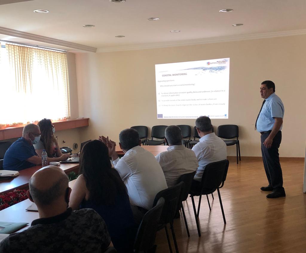 Milli Hidrometeorologiya Xidmətində Kürün aşağı axınında su idarəçiliyinin problemləri ilə bağlı beynəlxalq ekspertlə görüş