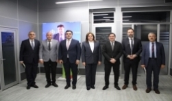 Bu gün Birləşmiş Millətlər Təşkilatının İnkişaf Proqramının (UNDP) Azərbaycandakı rezident əlaqələndiricisi vəzifəsini icra edən cənab Nuno Queirosun başçılıq etdiyi heyəti ilə birgə Ekologiya və Təbii Sərvətlər Nazirliyi yanında Milli Hidrometeorologiya
