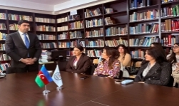 Azərbaycan Dillər Universitetində iqlim dəyişmələrinə adaptasiya və karbon izinin hesablanması mövzusunda maarifləndirici tədbir keçirilib